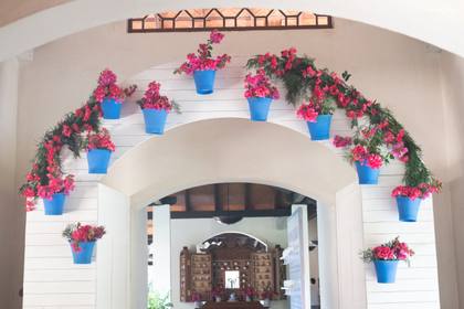 Gate / Entrance and Floral detail — Welcome Lunch decor — Alila Diwa Goa
